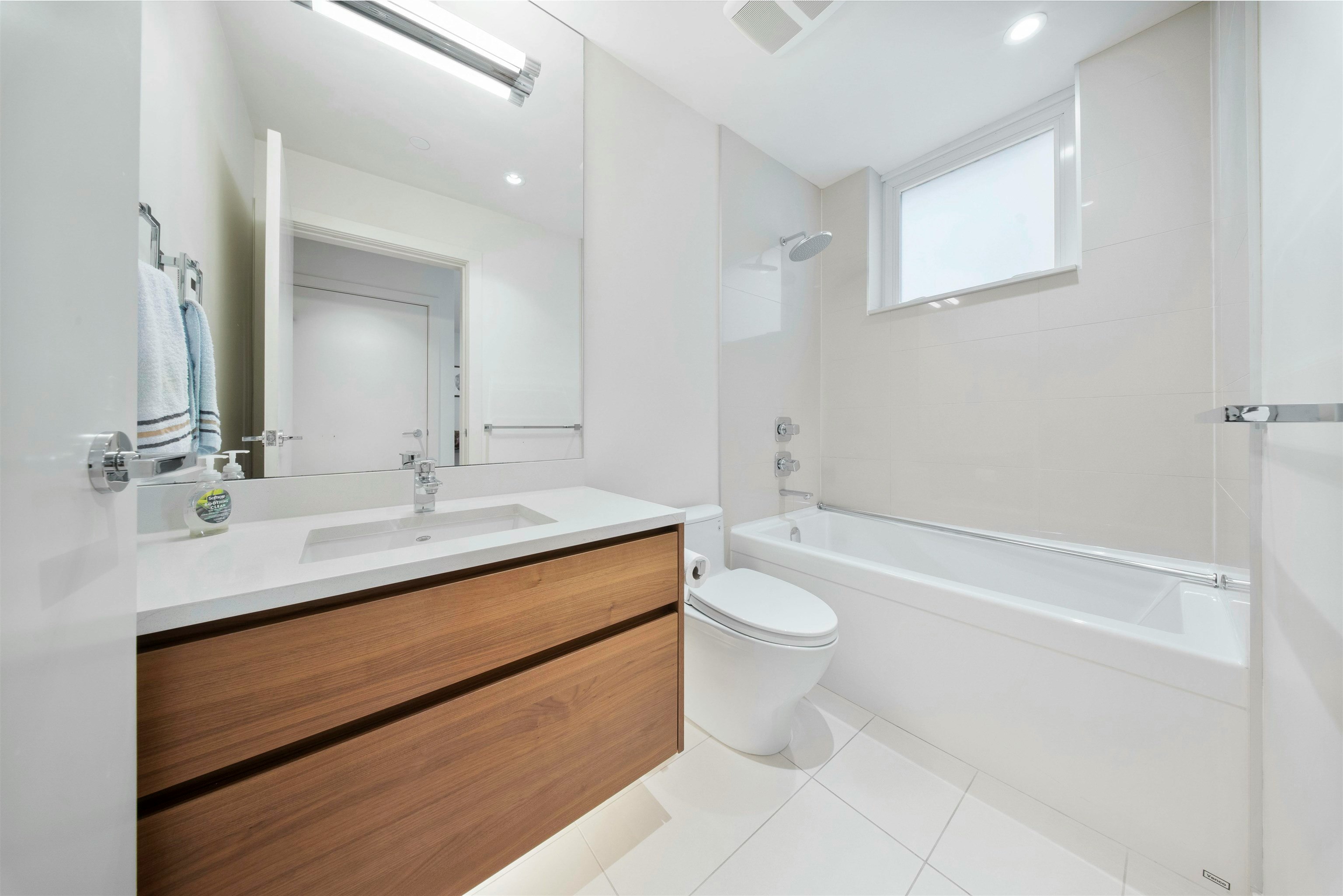 203-2095 W 44th Avenue, Vancouver, BC, V6M 2G1 - 18