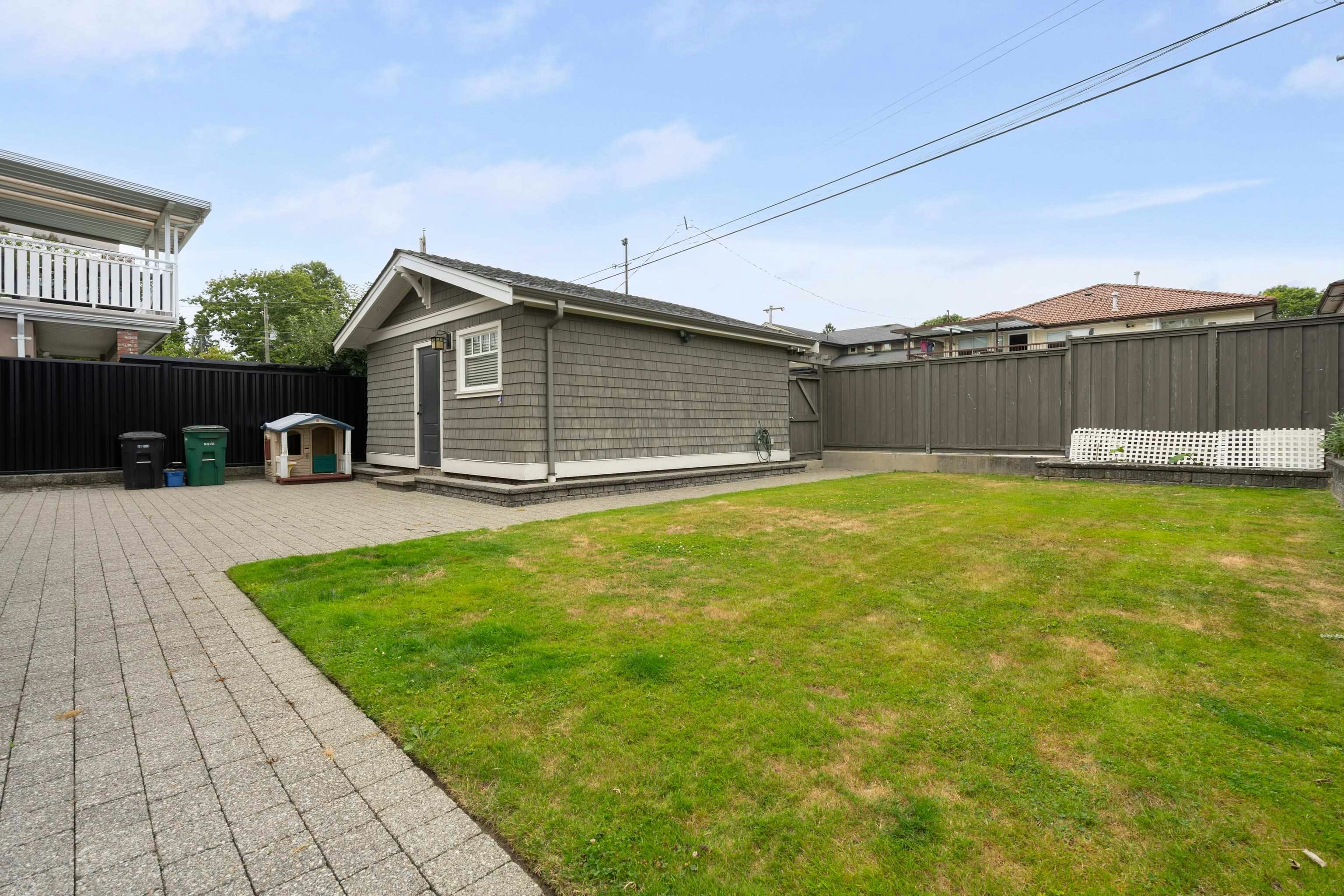 3955 Dundas Street, Burnaby, BC, V5C 1A6 - 32