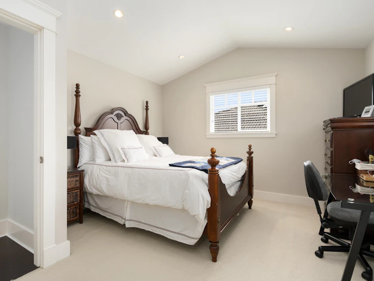 3955 Dundas Street, Burnaby, BC, V5C 1A6 - 21