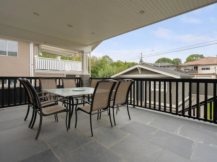 3955 Dundas Street, Burnaby, BC, V5C 1A6 - 30