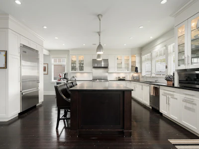 3955 Dundas Street - 3