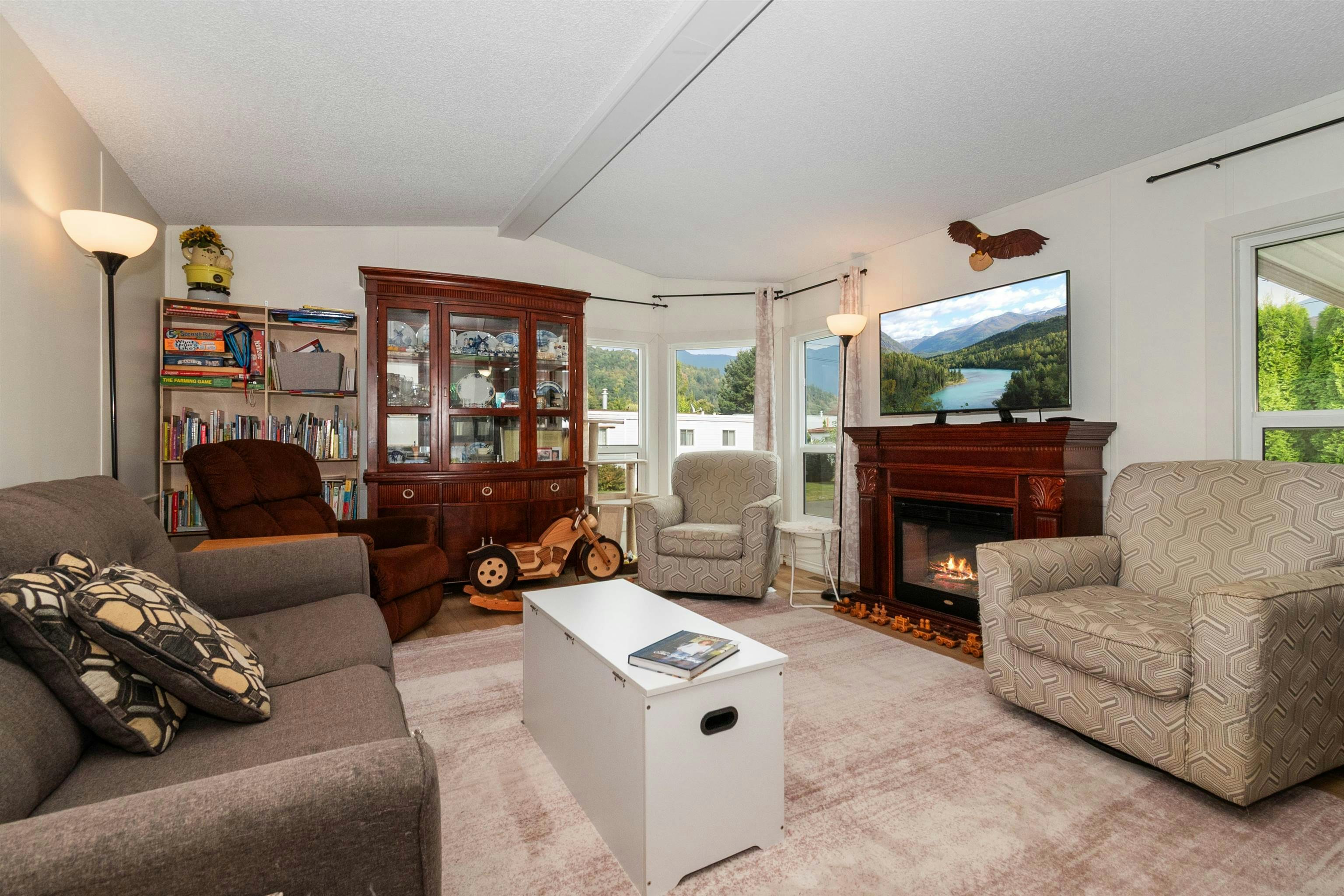 22-6900 Inkman Road - 2