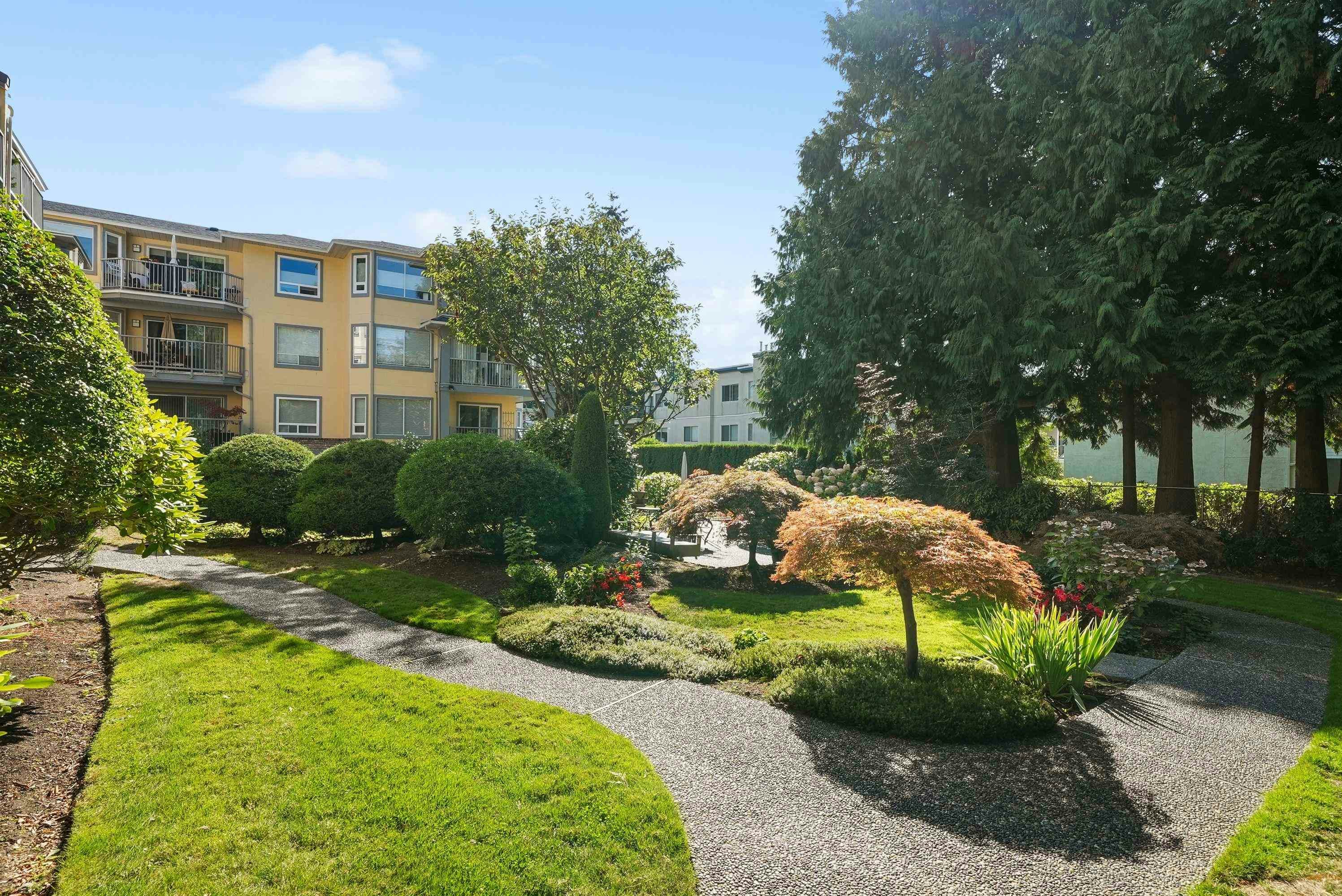 307-1459 Blackwood Street, Surrey, BC, V4B 2Y8