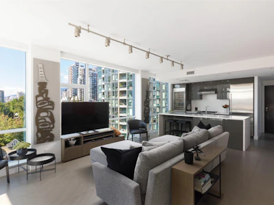 805-1455 Howe Street - 3