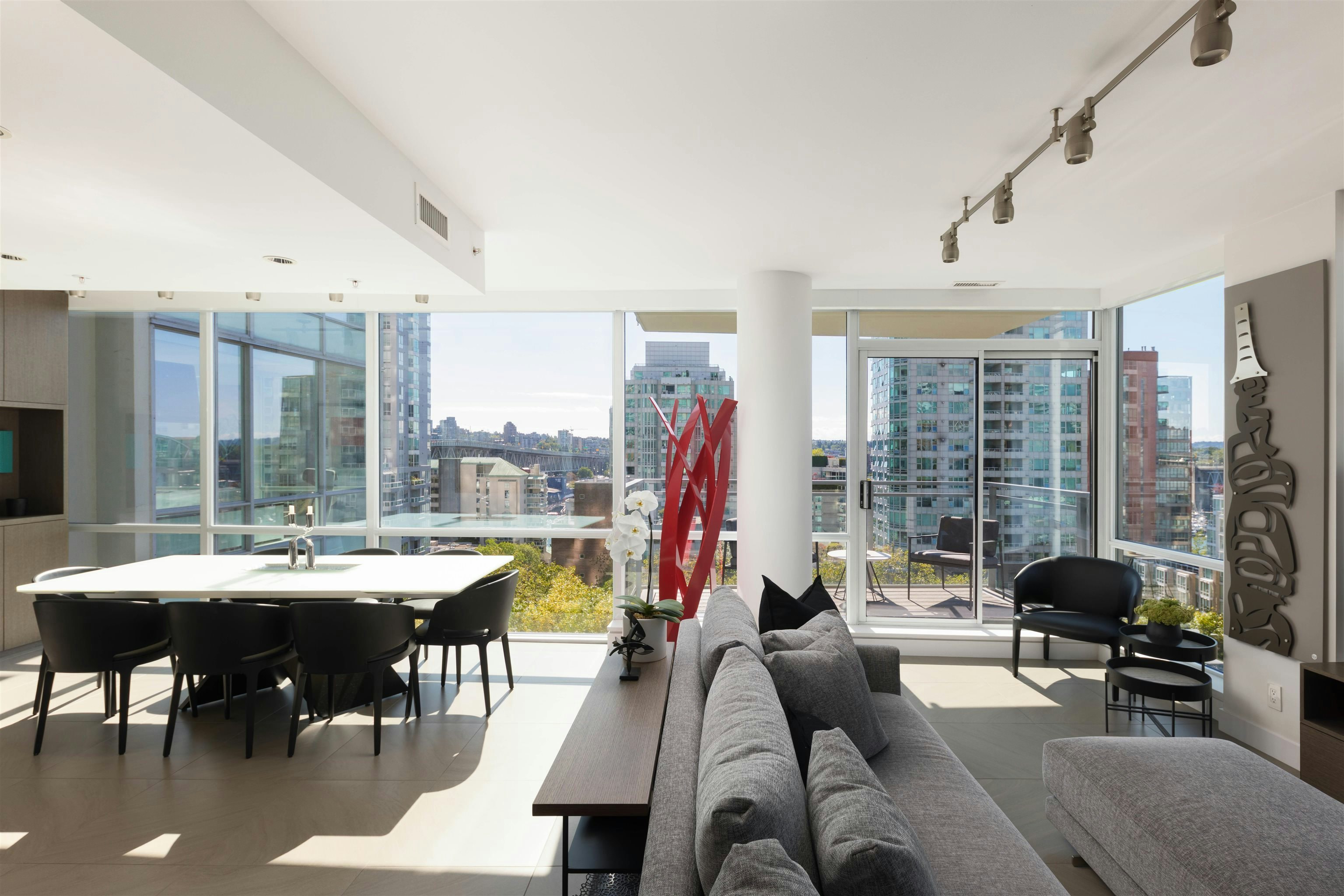 805-1455 Howe Street, Vancouver, BC, V6Z 1C2