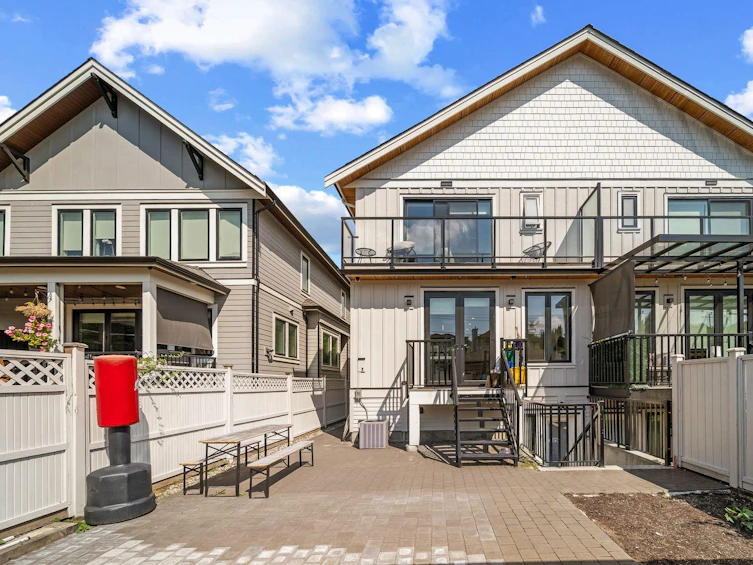 1438 E 17th Avenue, Vancouver, BC, V5N 2G8 - 22