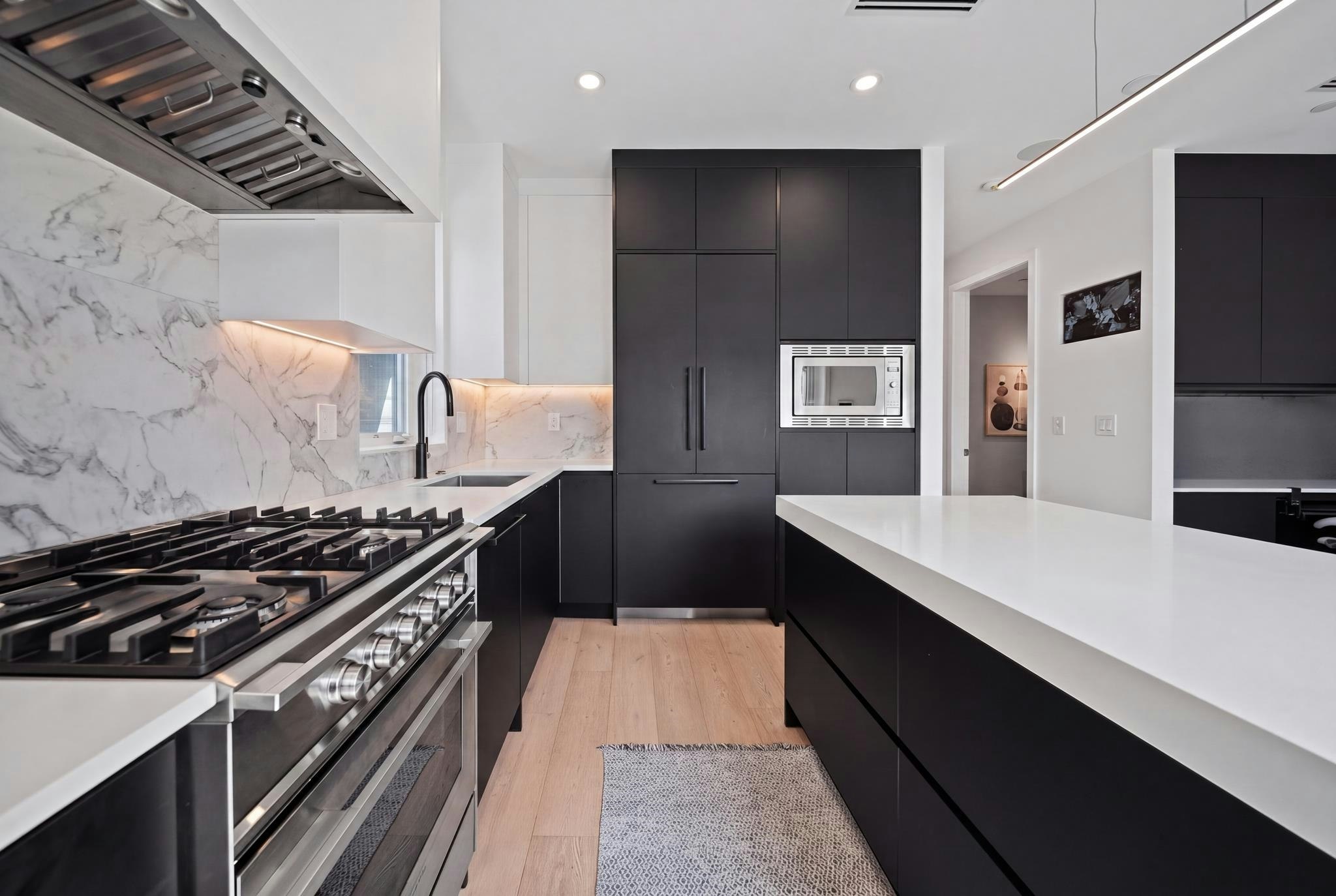 1438 E 17th Avenue, Vancouver, BC, V5N 2G8 - 7