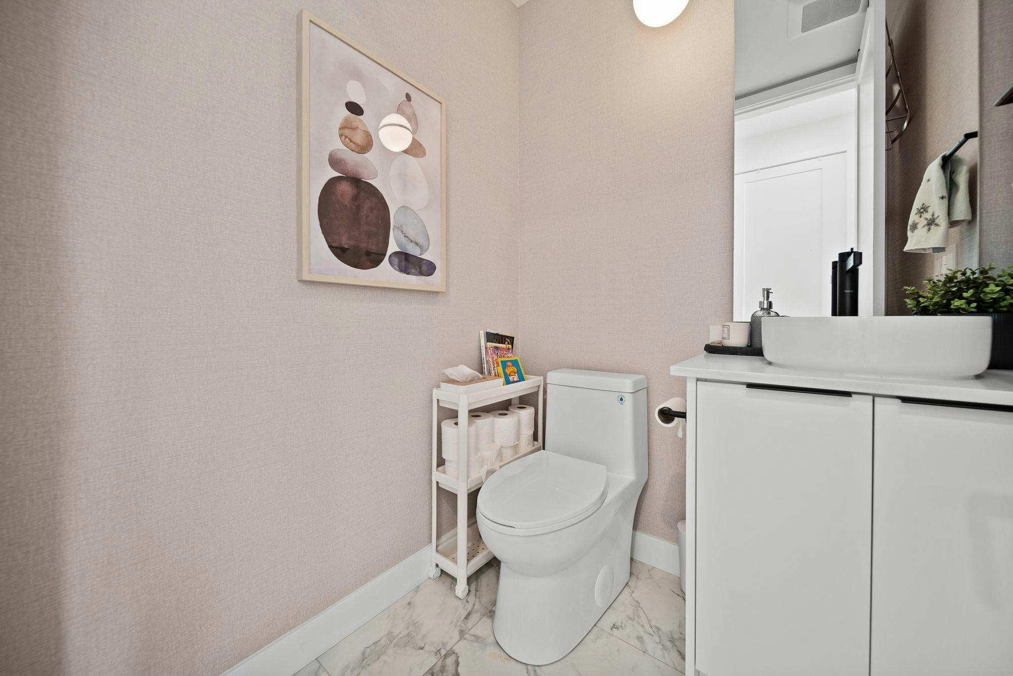 1438 E 17th Avenue, Vancouver, BC, V5N 2G8 - 11