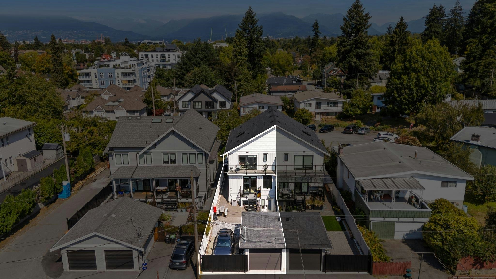 1438 E 17th Avenue, Vancouver, BC, V5N 2G8 - 27
