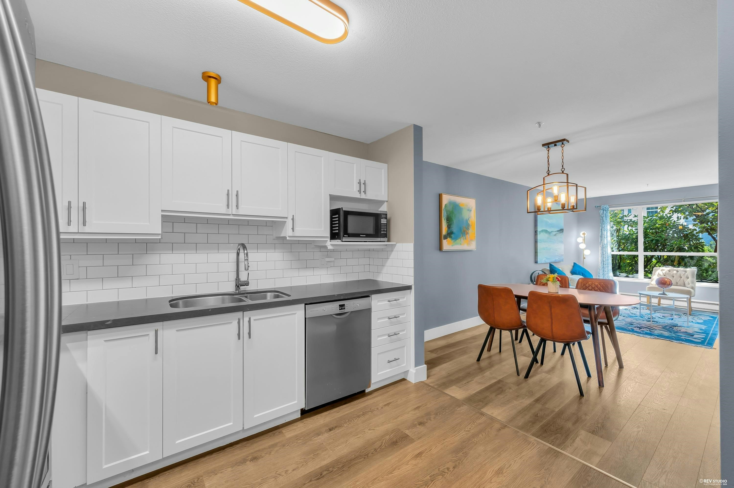 105-2558 Parkview Lane - 5