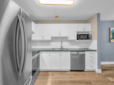 105-2558 Parkview Lane - 4