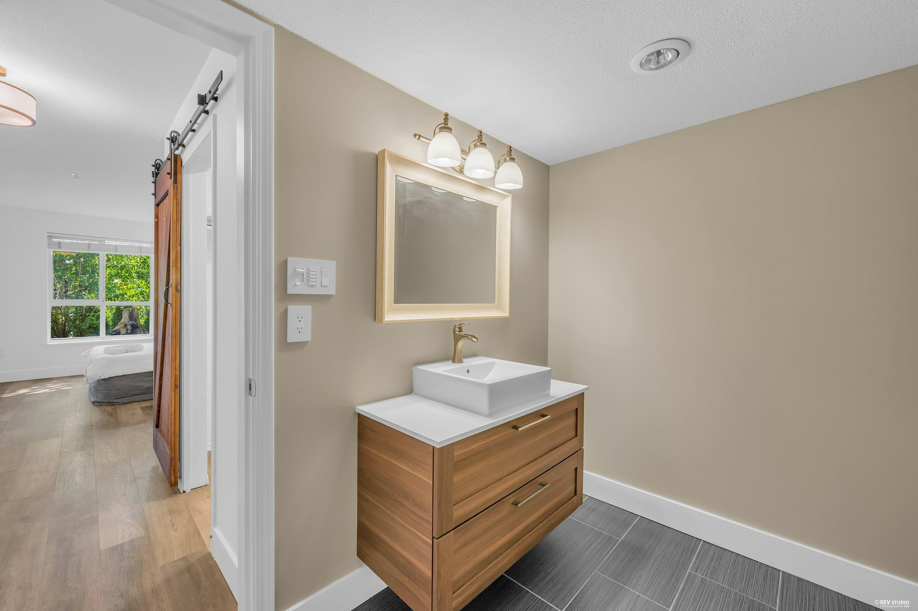 105-2558 Parkview Lane, Port Coquitlam, BC, V3C 6L8 - 24