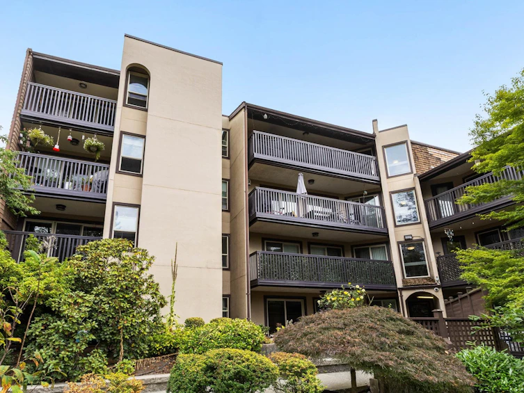 210-9867 Manchester Drive, Burnaby, BC, V3N 4P6 - 30