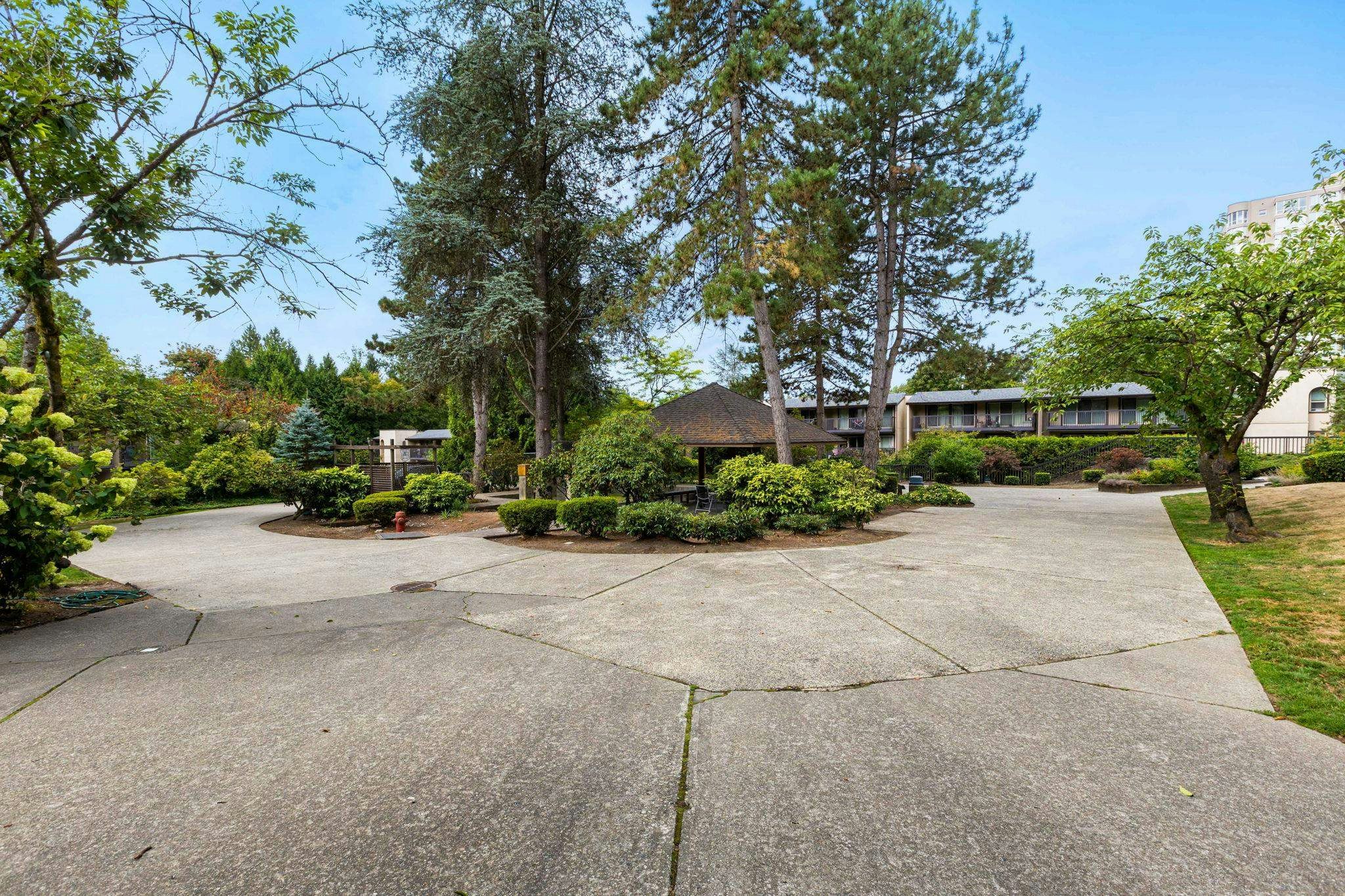 210-9867 Manchester Drive, Burnaby, BC, V3N 4P6 - 34