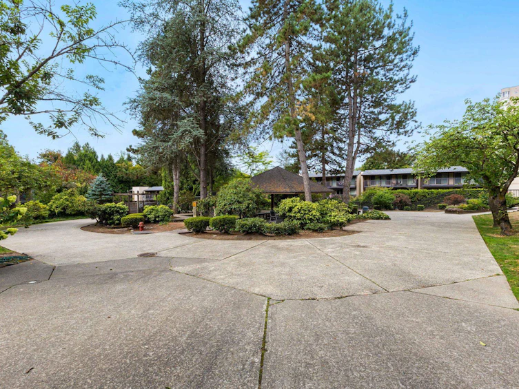 210-9867 Manchester Drive, Burnaby, BC, V3N 4P6 - 34
