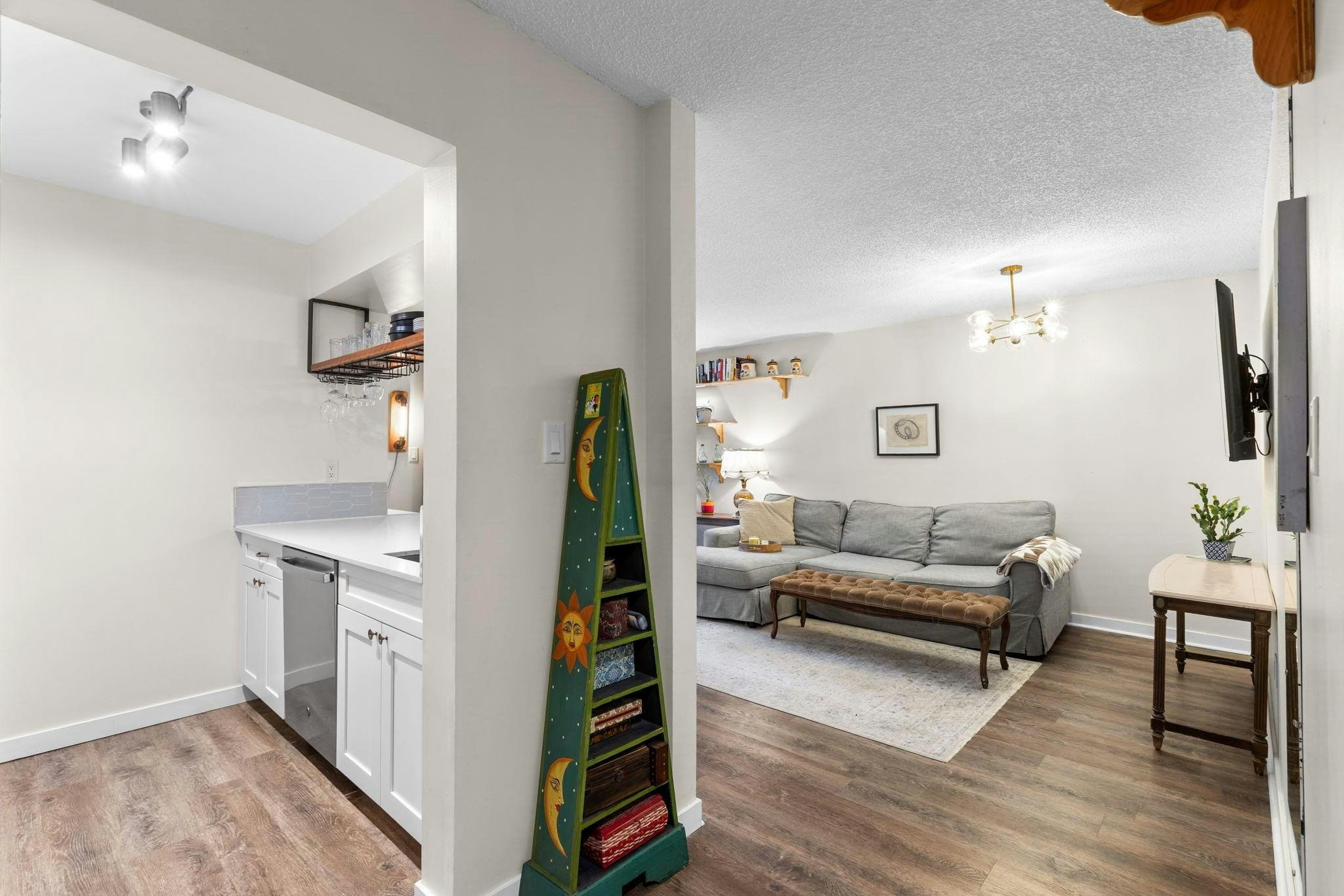 210-9867 Manchester Drive, Burnaby, BC, V3N 4P6 - 14