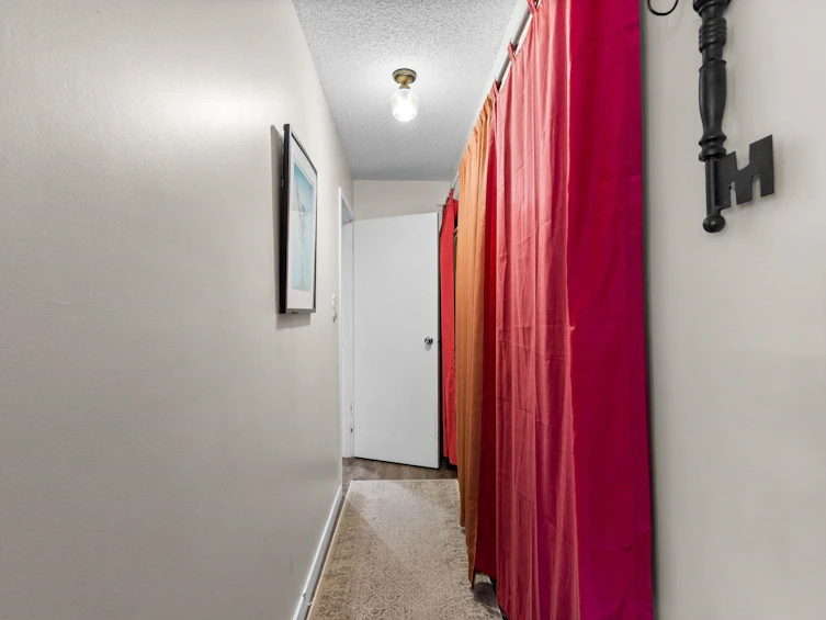 210-9867 Manchester Drive, Burnaby, BC, V3N 4P6 - 16
