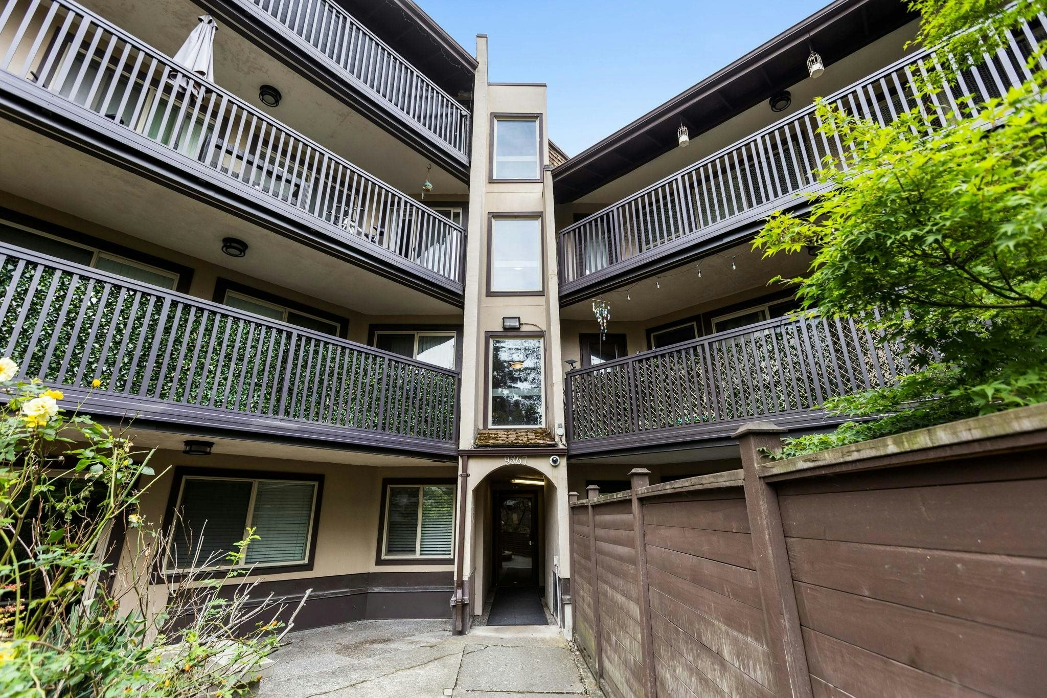210-9867 Manchester Drive, Burnaby, BC, V3N 4P6 - 33