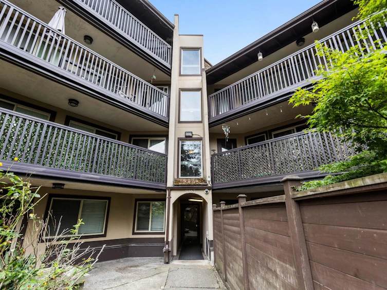 210-9867 Manchester Drive, Burnaby, BC, V3N 4P6 - 33