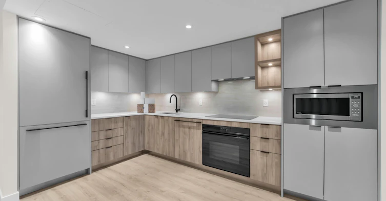 401-755 Harbourside Drive, North Vancouver, BC, V7P 0G1 - 5