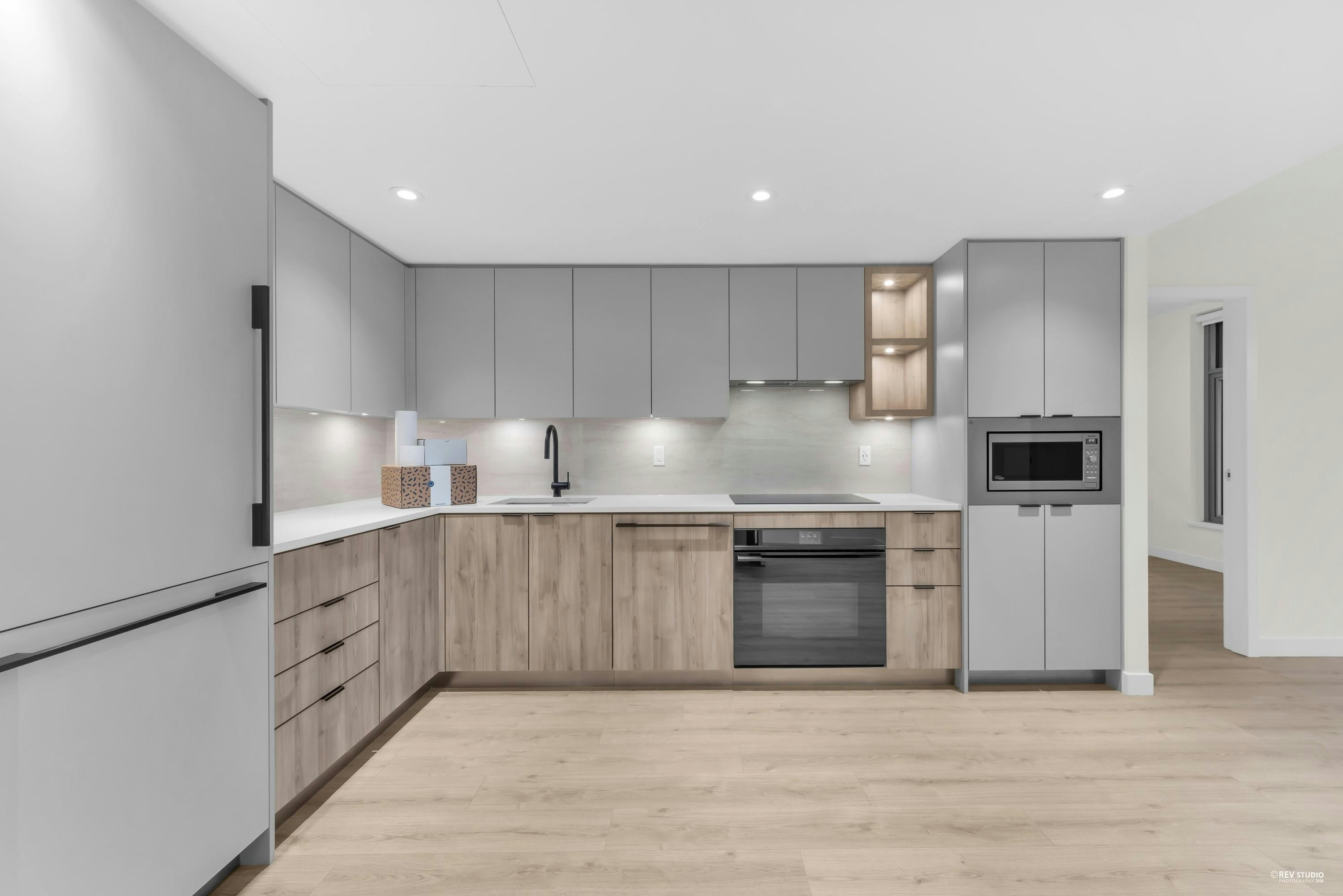 401-755 Harbourside Drive, North Vancouver, BC, V7P 0G1 - 4