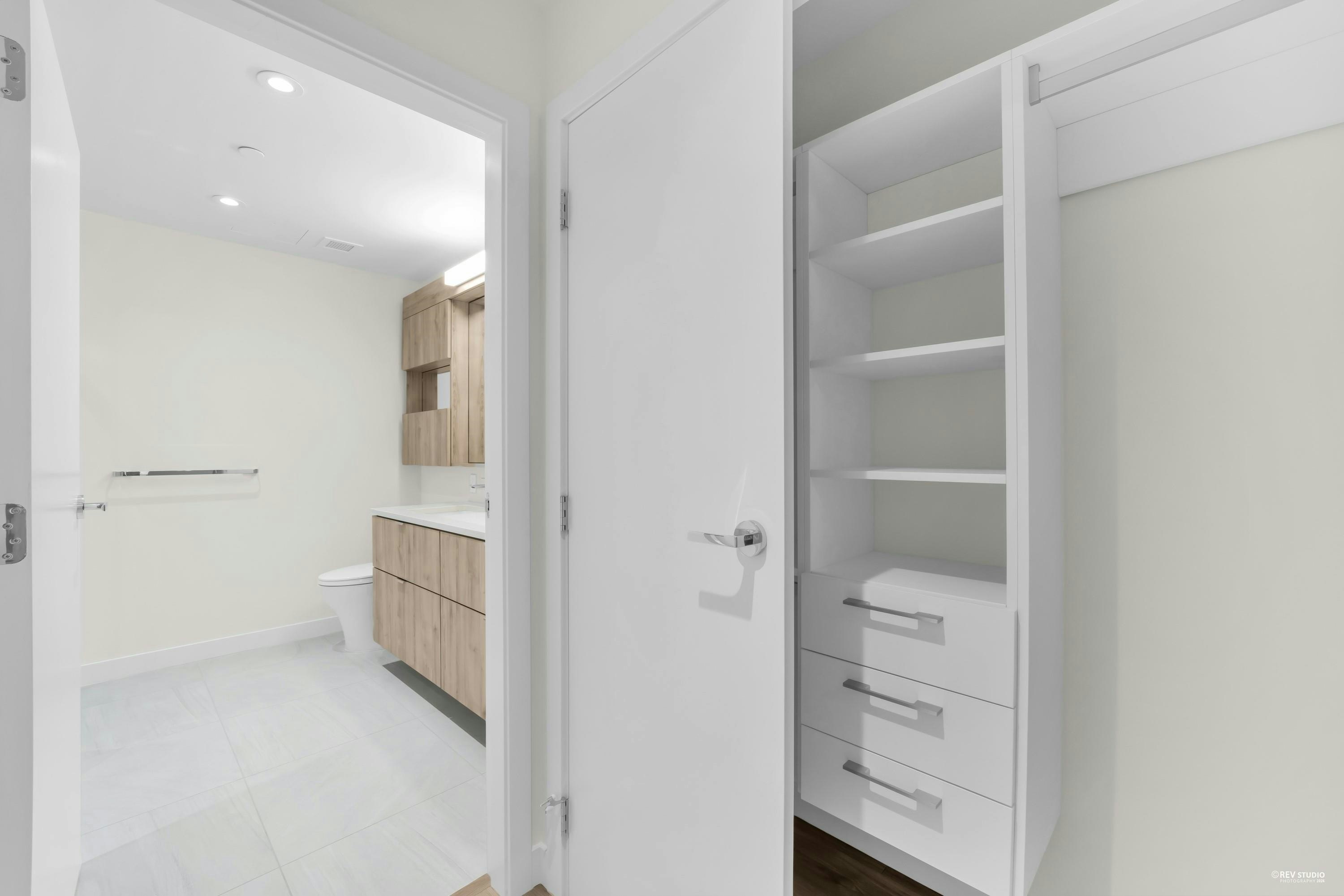401-755 Harbourside Drive, North Vancouver, BC, V7P 0G1 - 10