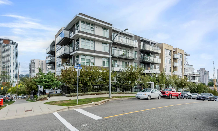313-1012 Auckland Street