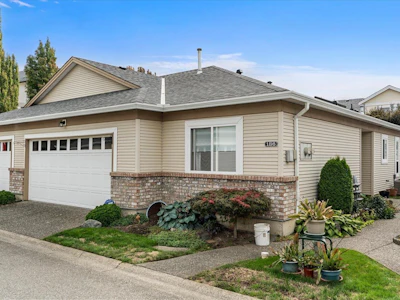 186-8485 Young Road - 3