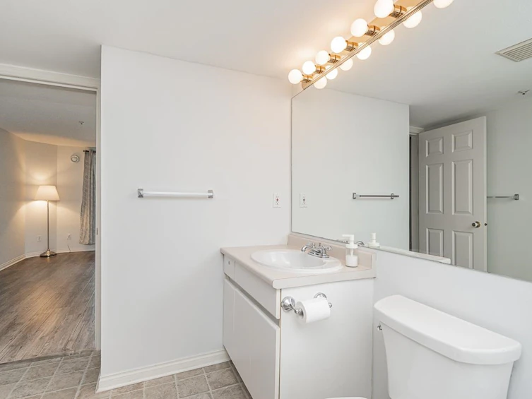 206-2990 Princess Crescent, Coquitlam, BC, V3B 7R3 - 24