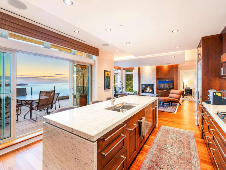 101-2535 Garden Court, West Vancouver, BC, V7S 0A1 - 13
