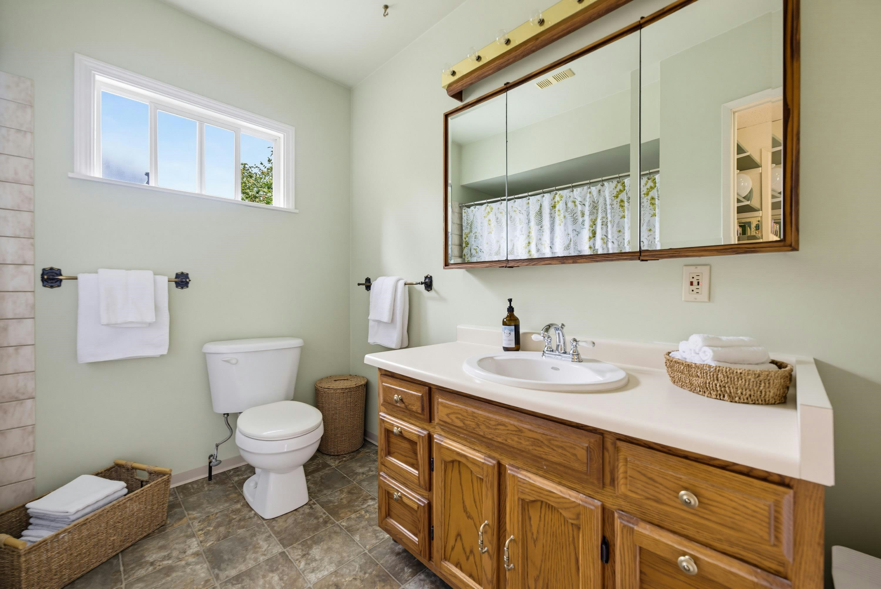 4672 47a Street, Delta, BC, V4K 2P2 - 24