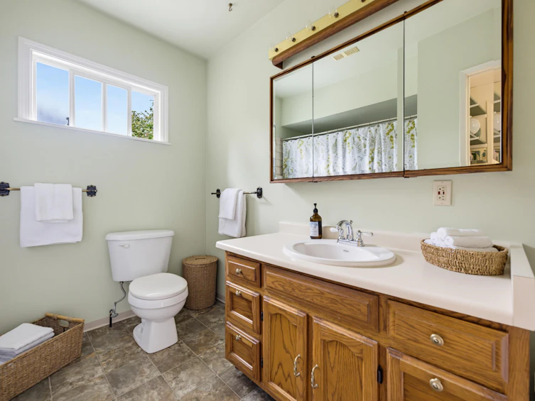 4672 47a Street, Delta, BC, V4K 2P2 - 24