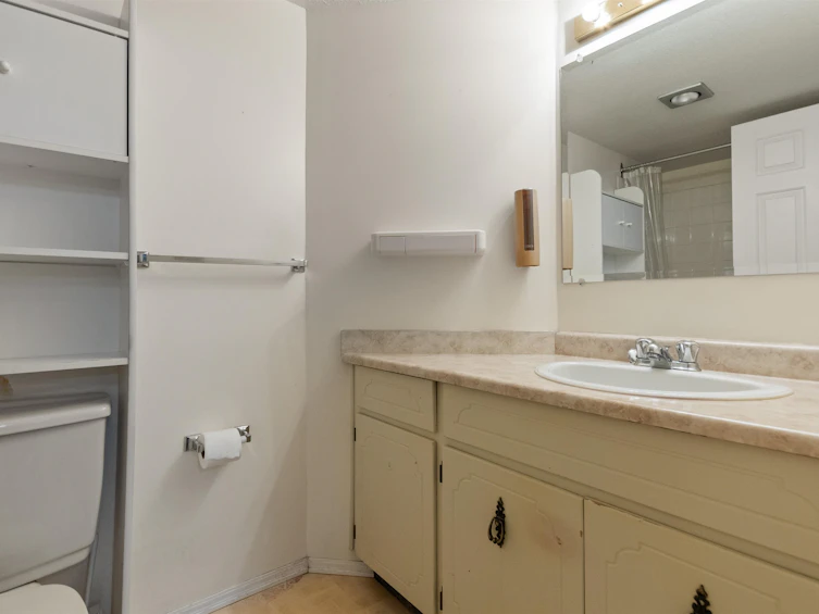 202-8725 Elm Drive, Chilliwack, BC, V2P 4Y3 - 21