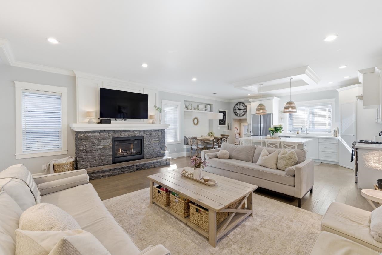 17330 2nd Avenue - 4