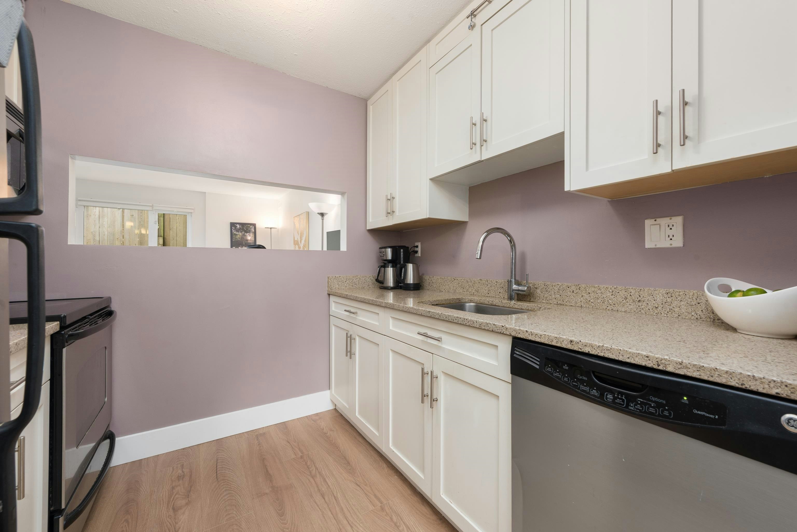 104-1330 Graveley Street, Vancouver, BC, V5L 3A2 - 17