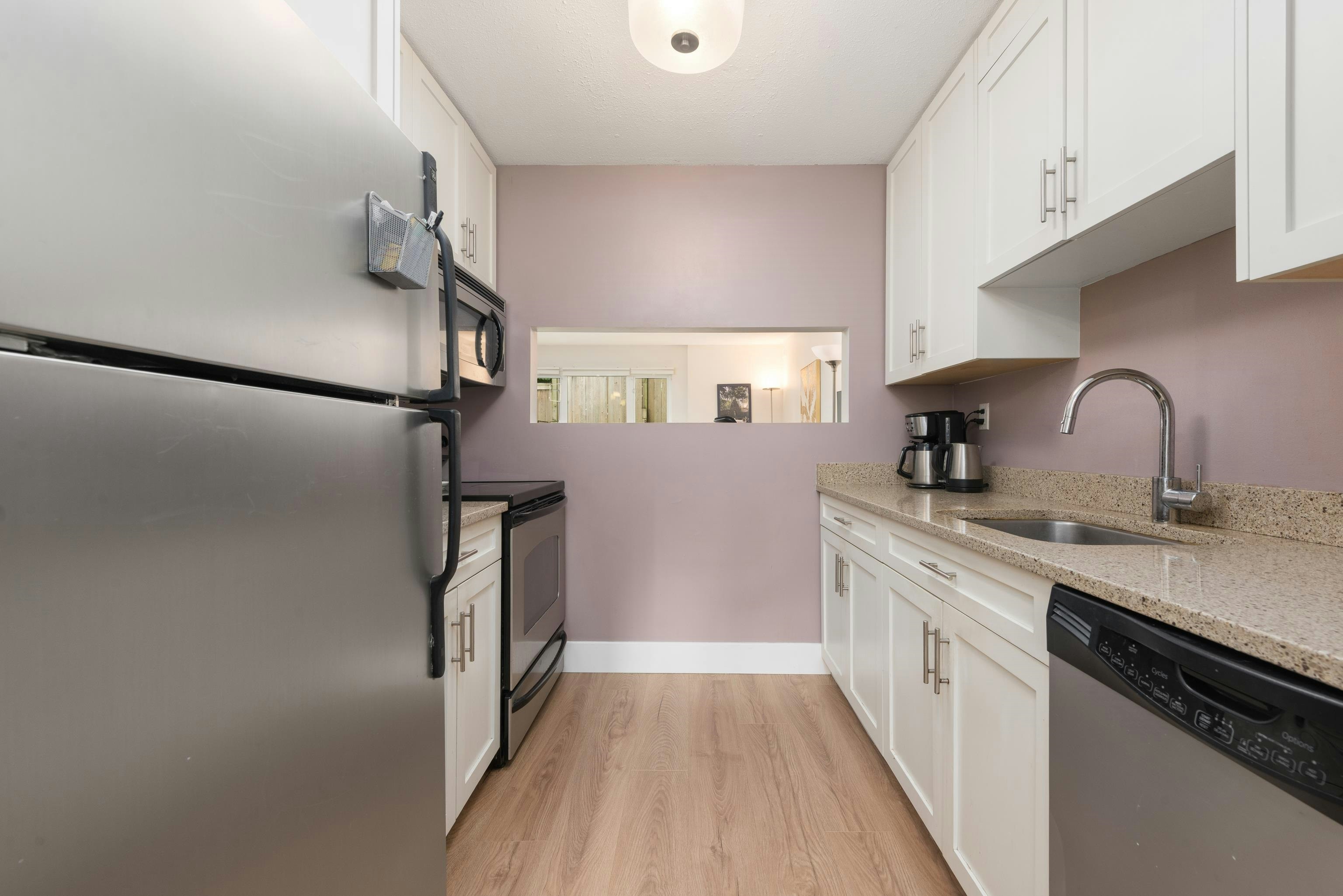 104-1330 Graveley Street, Vancouver, BC, V5L 3A2 - 15
