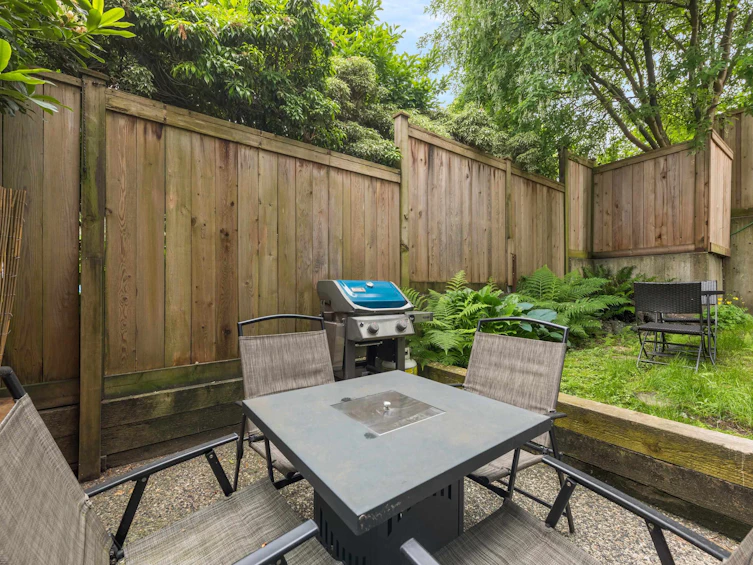 104-1330 Graveley Street, Vancouver, BC, V5L 3A2