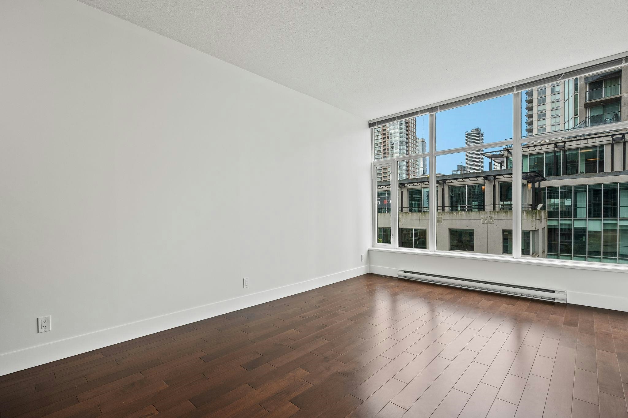 702-888 Homer Street - 4
