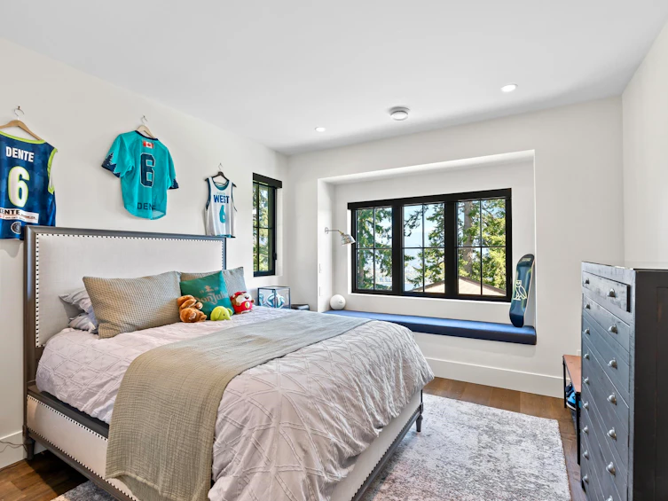 313 N Ellesmere Avenue, Burnaby, BC, V5B 1K1 - 34
