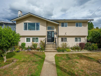 1121 Prairie Avenue - 2