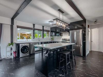 1121 Prairie Avenue - 4