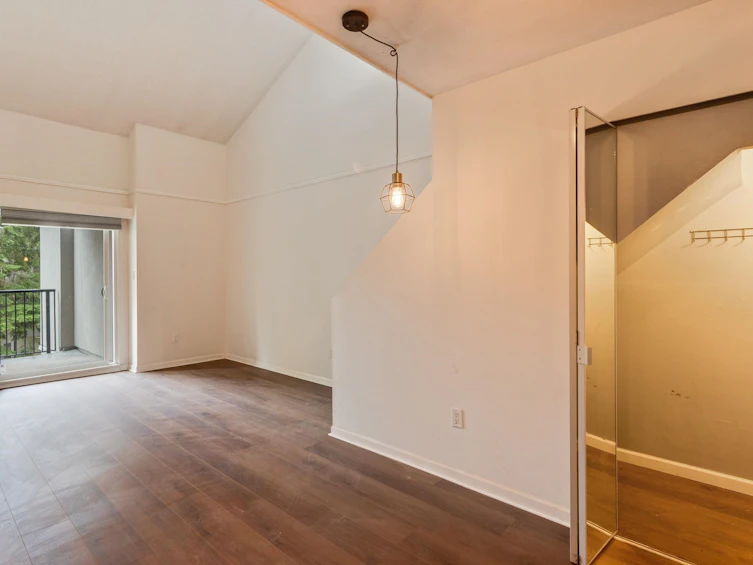 202-836 Twelfth Street, New Westminster, BC, V3M 4K3 - 10