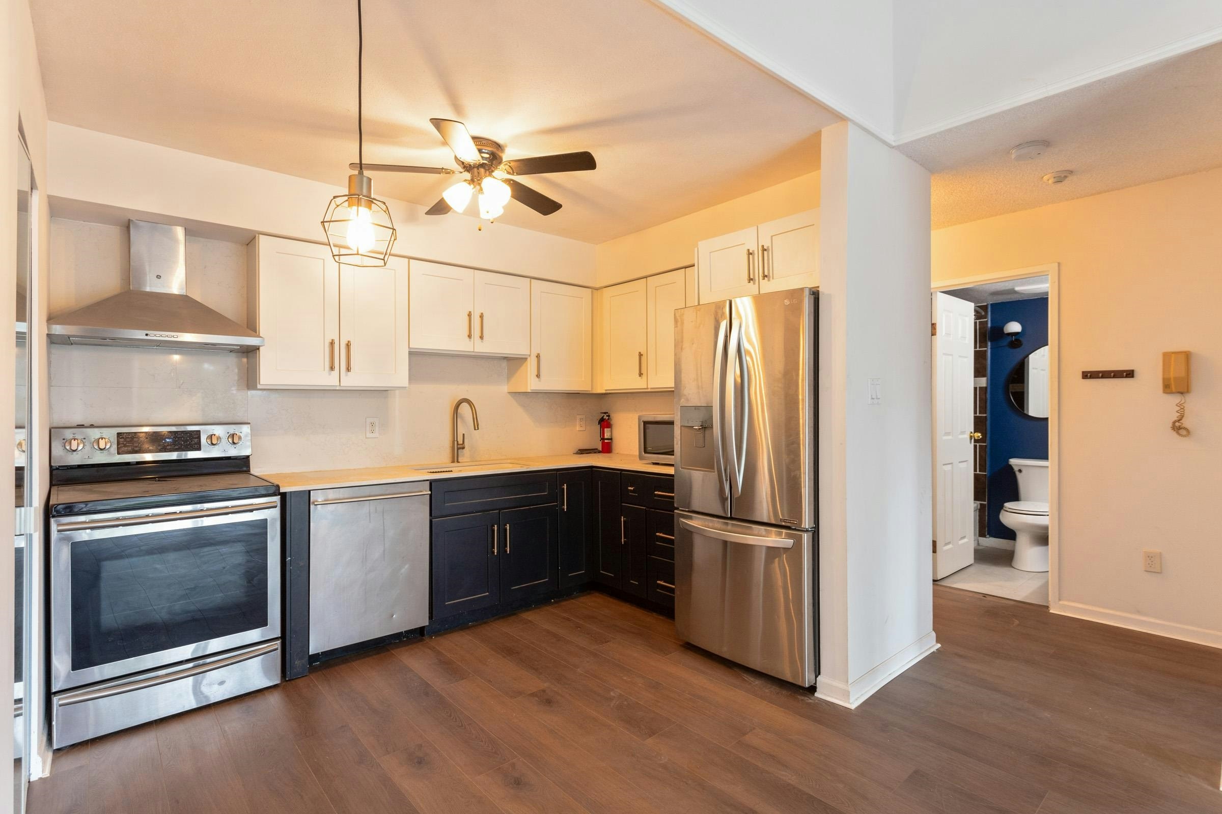 202-836 Twelfth Street, New Westminster, BC, V3M 4K3 - 9