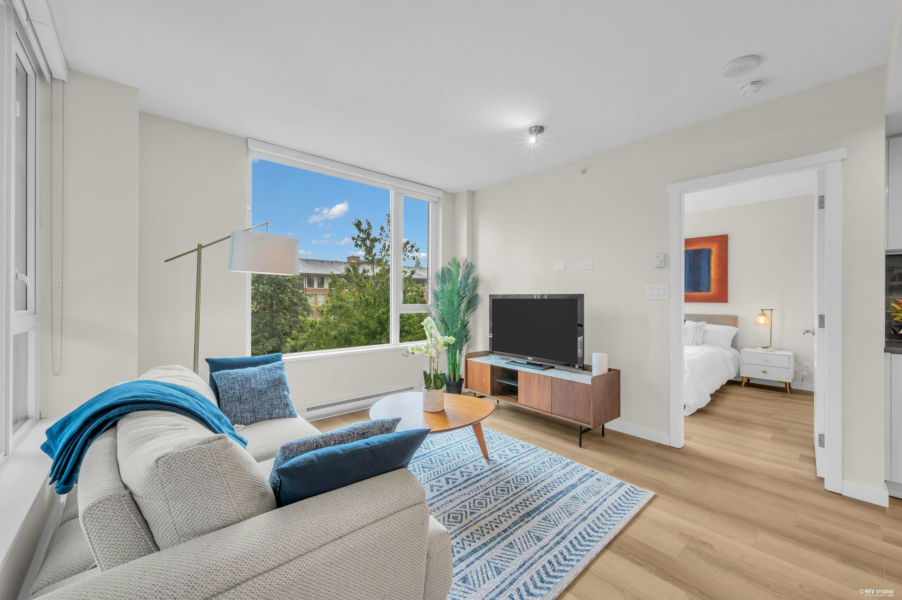 305-3100 Windsor Gate - 3