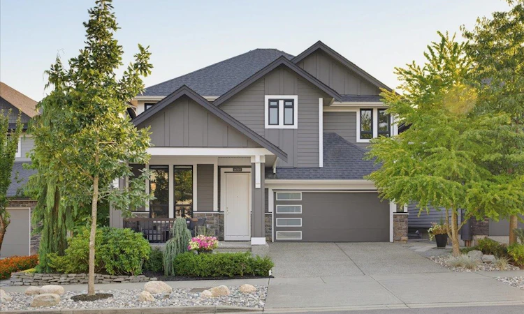 16702 Edgewood Drive