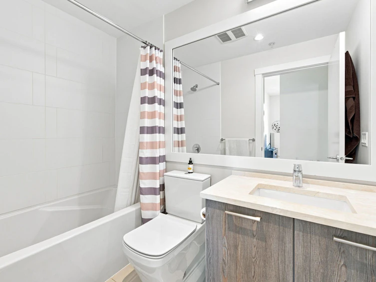 606-123 W 1st Street, North Vancouver, BC, V7M 0E5 - 15