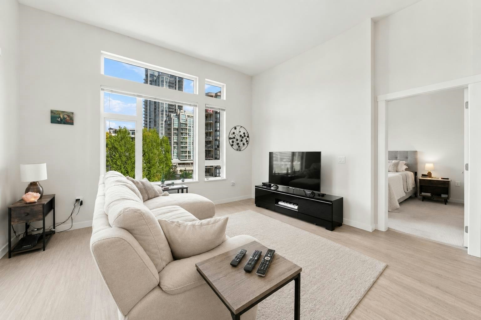 606-123 W 1st Street, North Vancouver, BC, V7M 0E5 - 6