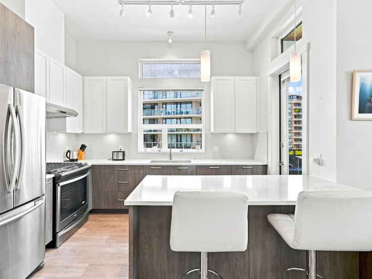 606-123 W 1st Street, North Vancouver, BC, V7M 0E5 - 7