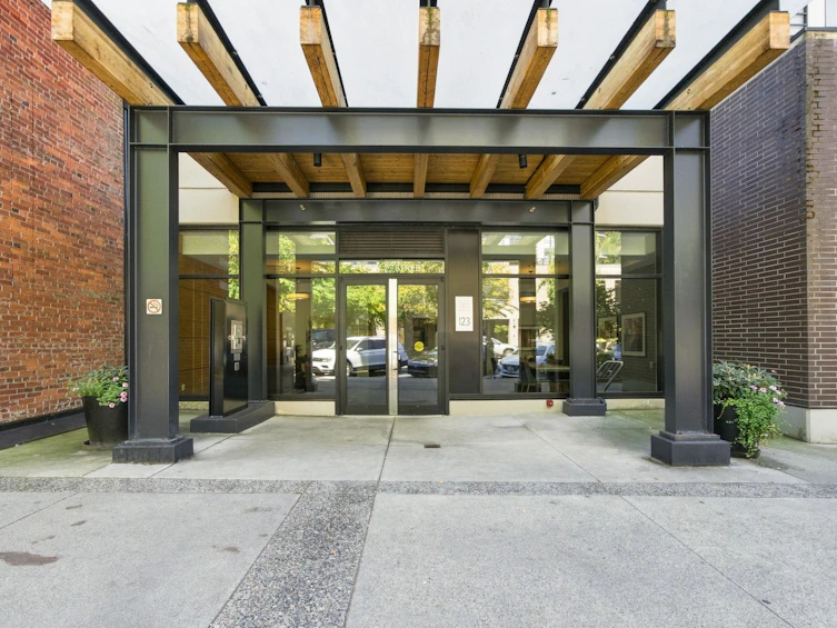 606-123 W 1st Street, North Vancouver, BC, V7M 0E5 - 29