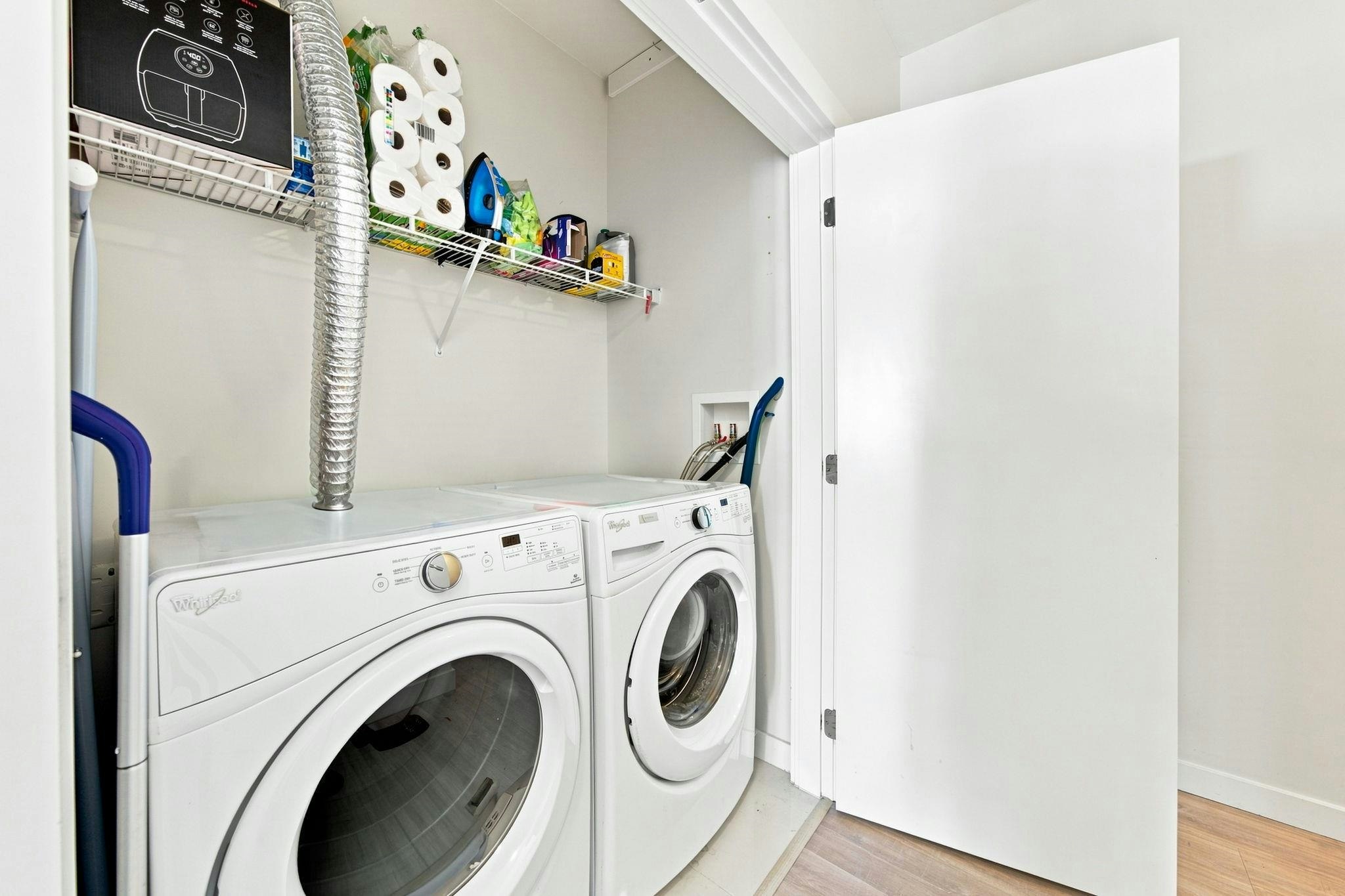 606-123 W 1st Street, North Vancouver, BC, V7M 0E5 - 22